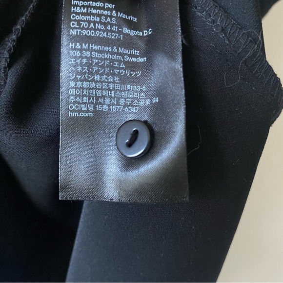 H&M V-Neck Lace Overlay Sleeveless Shift Dress Black - Picture 8 of 8